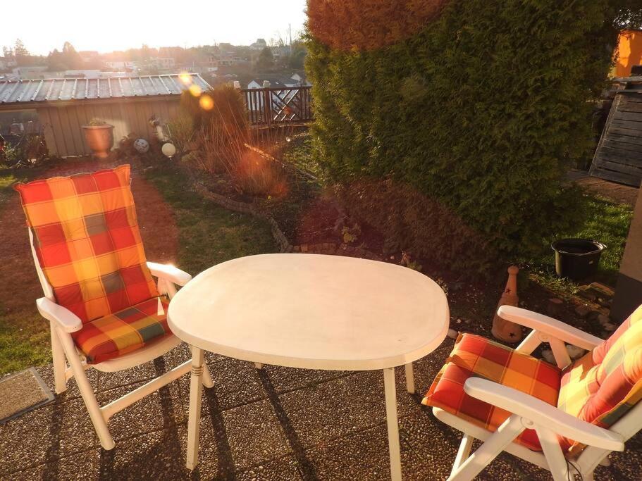 Schoene Gemuetliche Ferienwohnung Mit Fernblick. Nalbach Kültér fotó