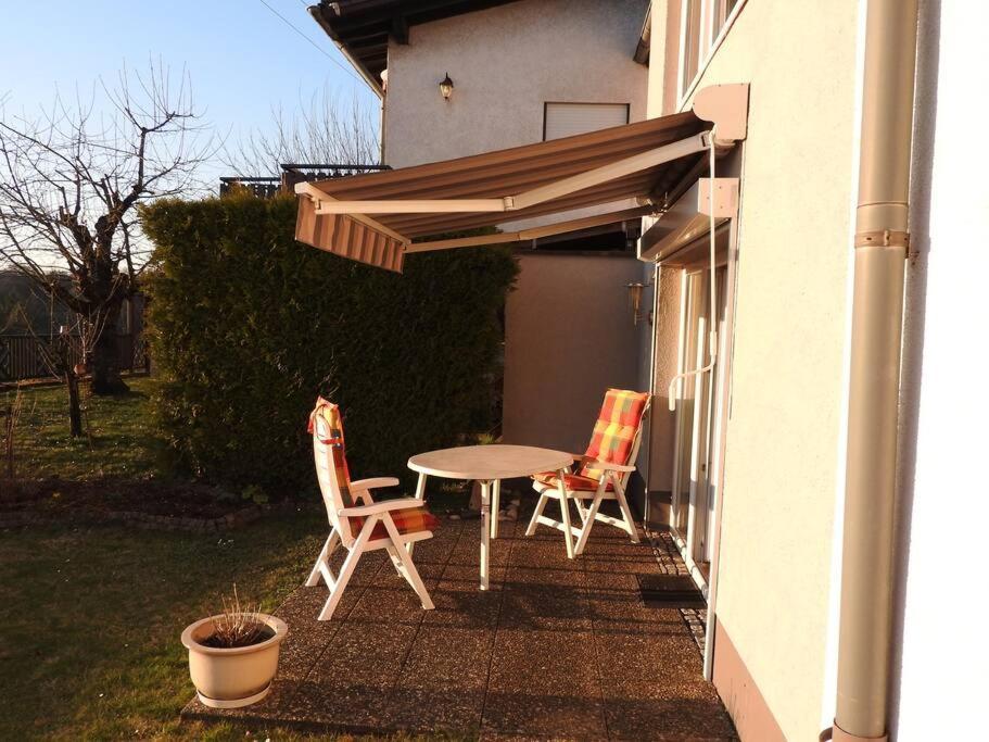 Schoene Gemuetliche Ferienwohnung Mit Fernblick. Nalbach Kültér fotó